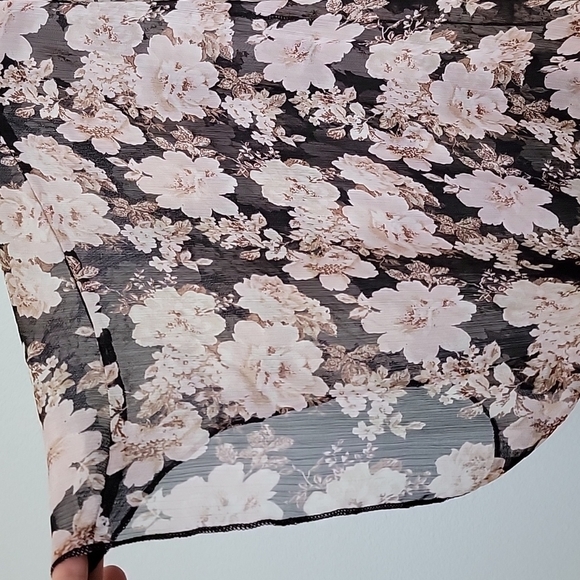 Mason + Mackenzie Romantic Flirty Boho floral lace trim kimono medium - Picture 3 of 6